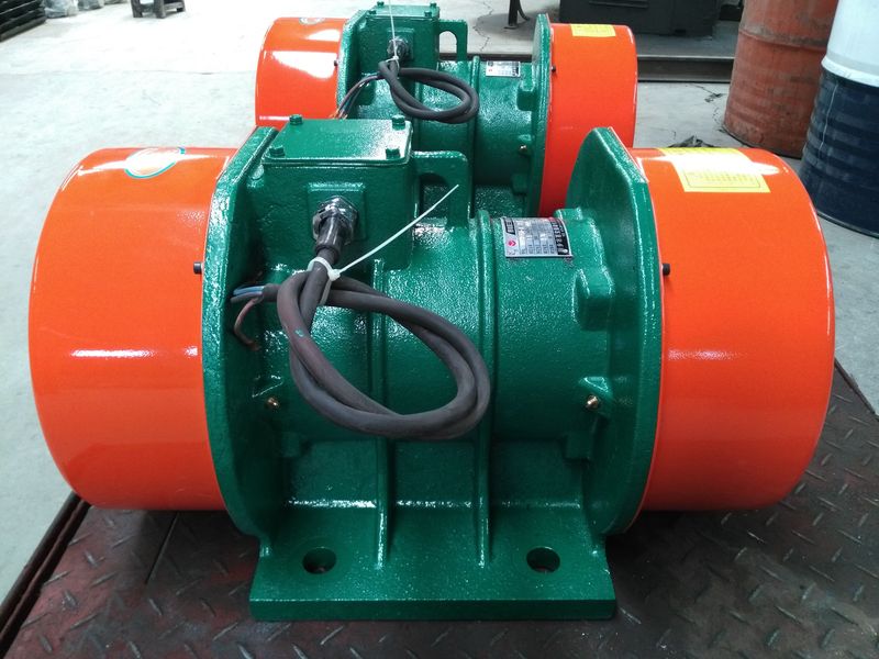 如何通過(guò)振動(dòng)電機(jī)圖片選購(gòu)產(chǎn)品